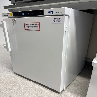 Liebherr MediLine LKUv 1610 Refrigerator image 1